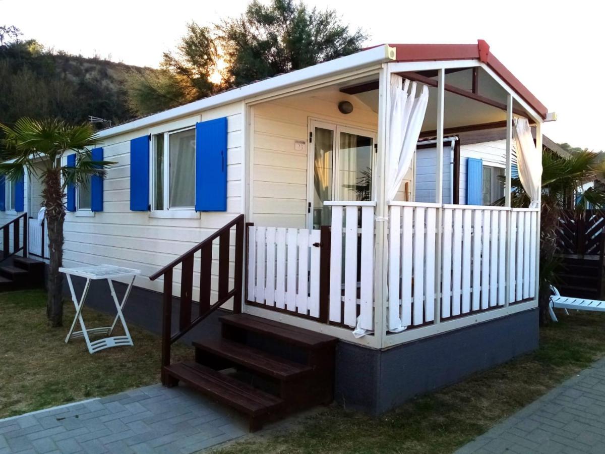 Camping Norina 페자로 외부 사진