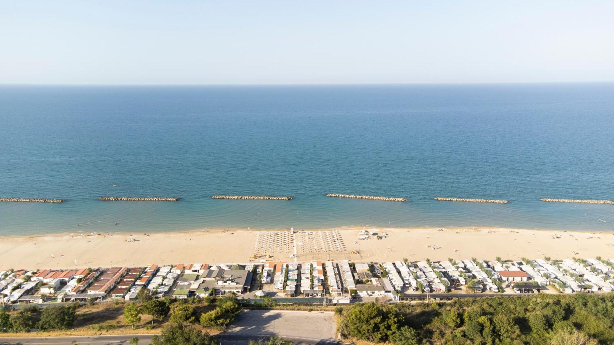 Camping Norina 페자로 외부 사진