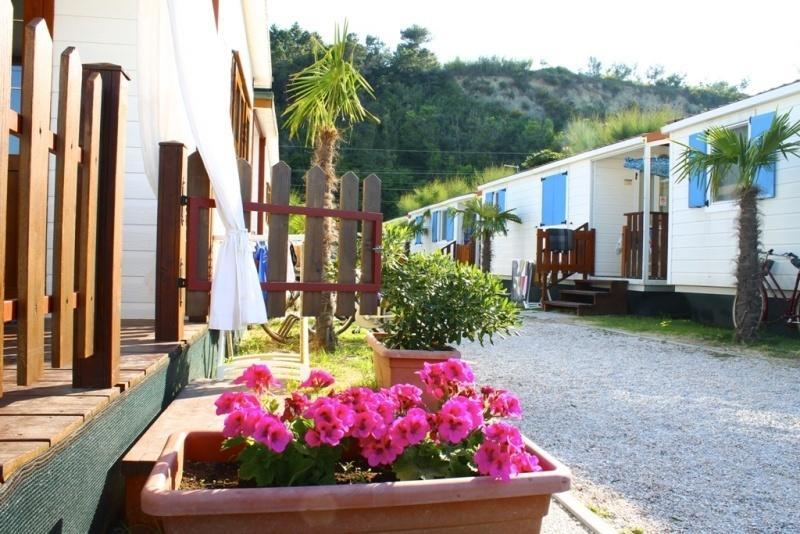 Camping Norina 페자로 외부 사진